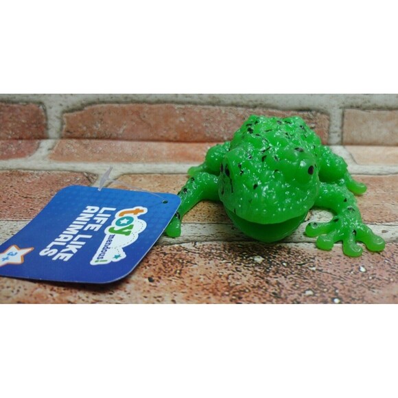 Spotted Frog Toad Life-Like Realistic Squishy Stretchable Figure Toy Squeezable - Picture 7 of 16
